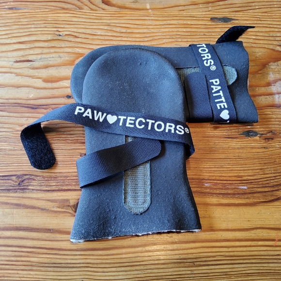 PATTIE PAW PROTECTION  MED / LARGE - Picture 3 of 4